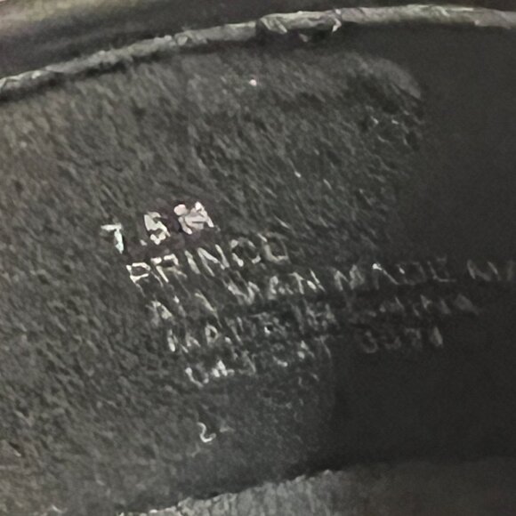 Aerosoles Women’s Studded Loafers Size 7.5 Black Leather Slip-On Comfort Shoes - Picture 3 of 7